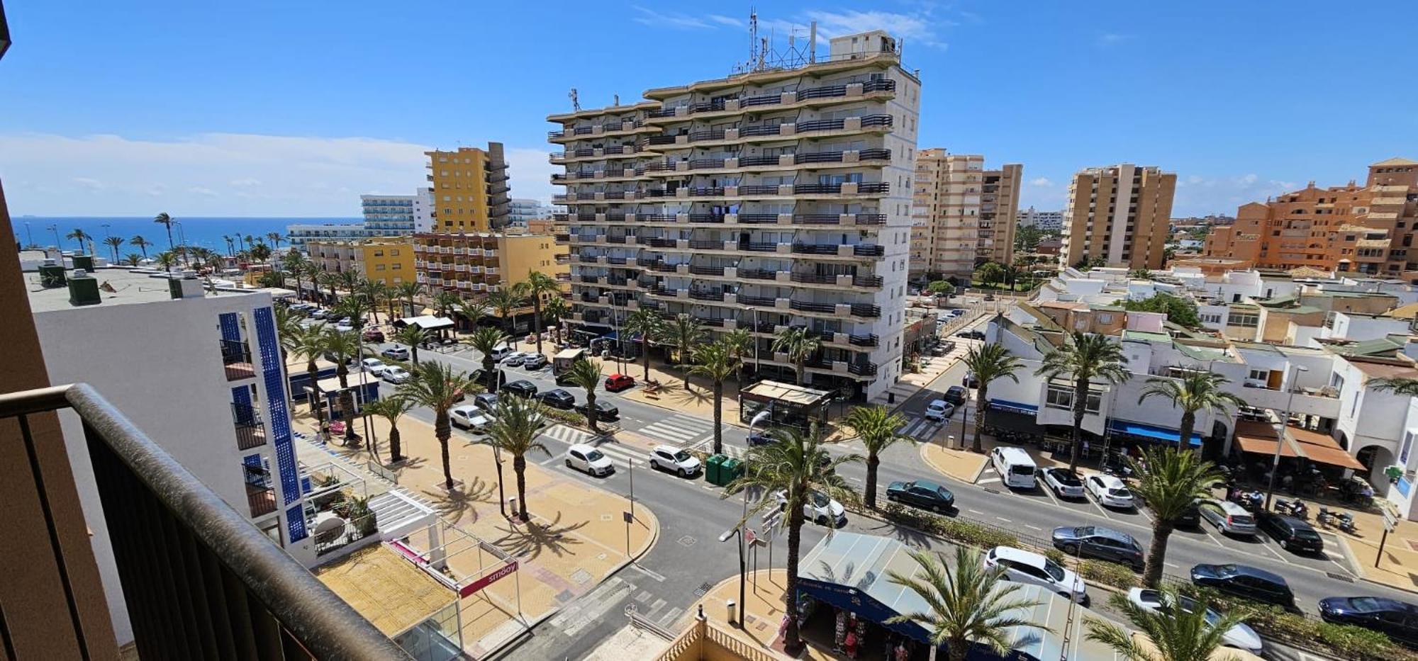Pequeno Apartamento Con Vistas Al Mar Apartment Roquetas de Mar Luaran gambar